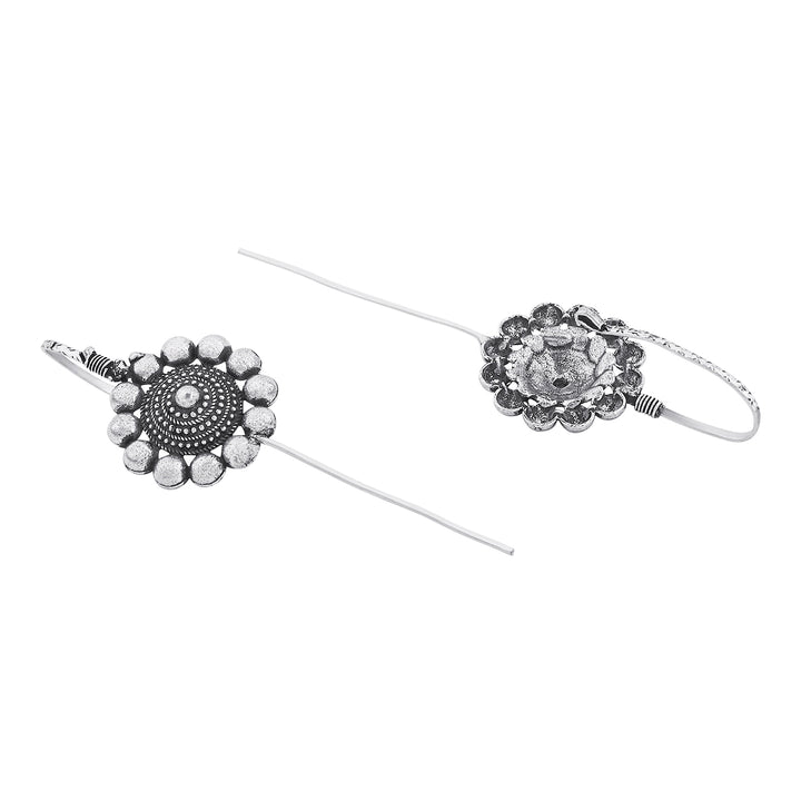 Chinmayi Silver Oxidised Earpin