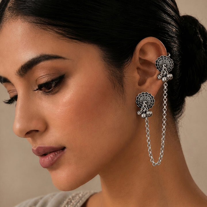 Ayanna Silver Oxidised Earcuff