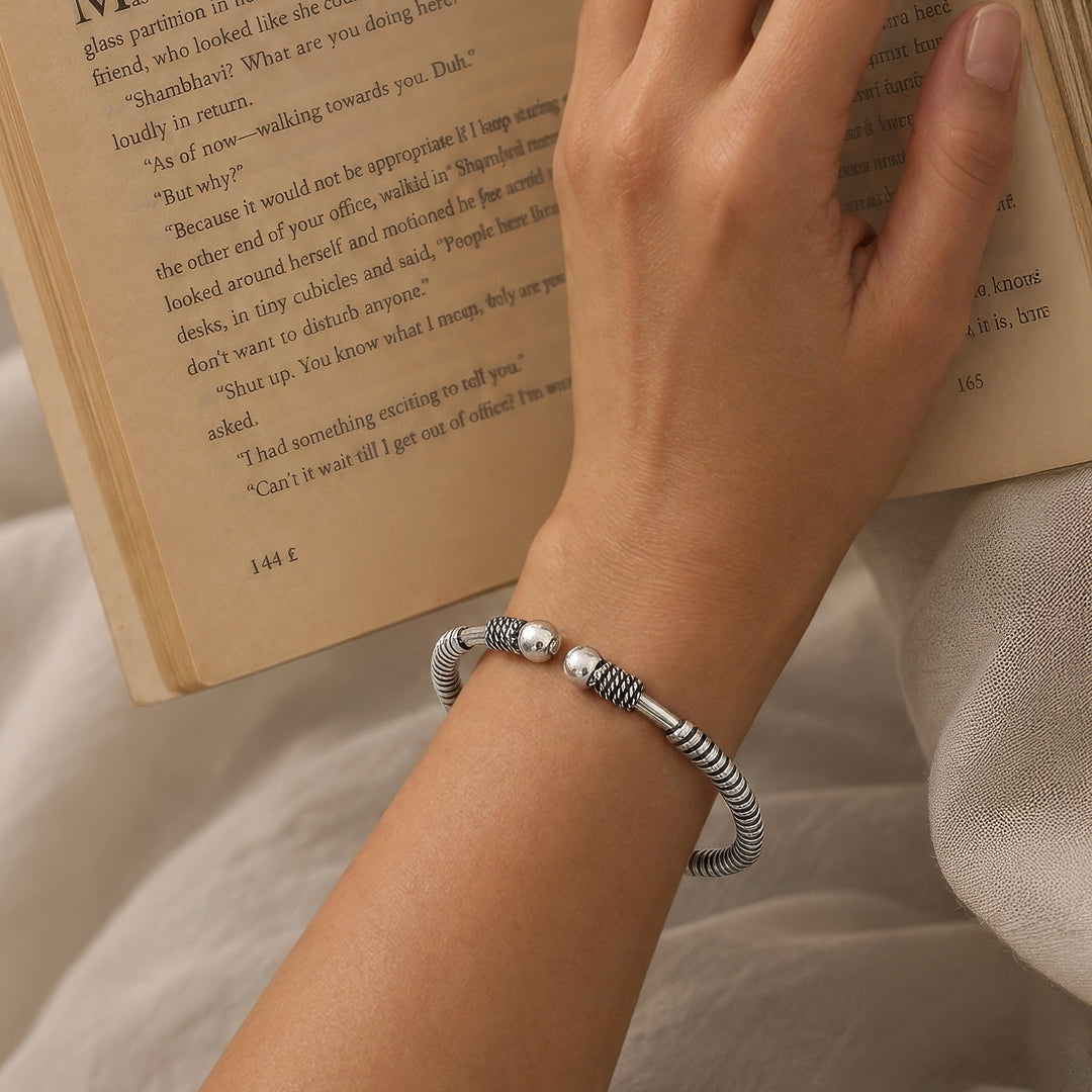 Oshi Silver Oxidised Bracelet