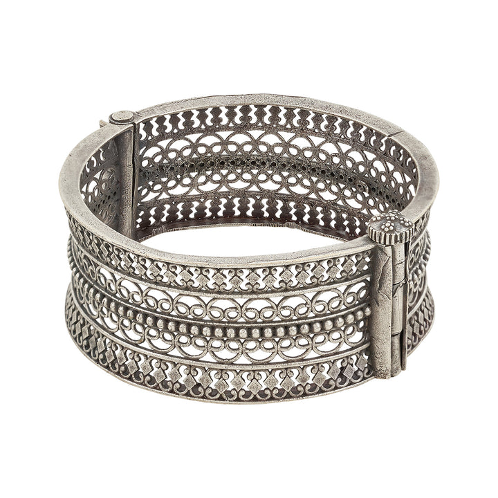 Saachi Silver Oxidised Bracelet