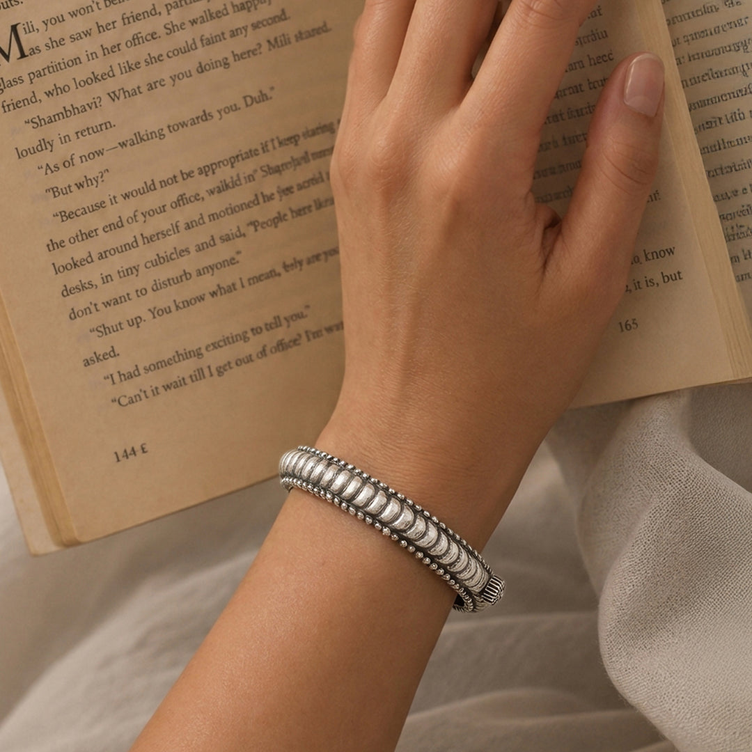 Taisha Silver Oxidised Bracelet