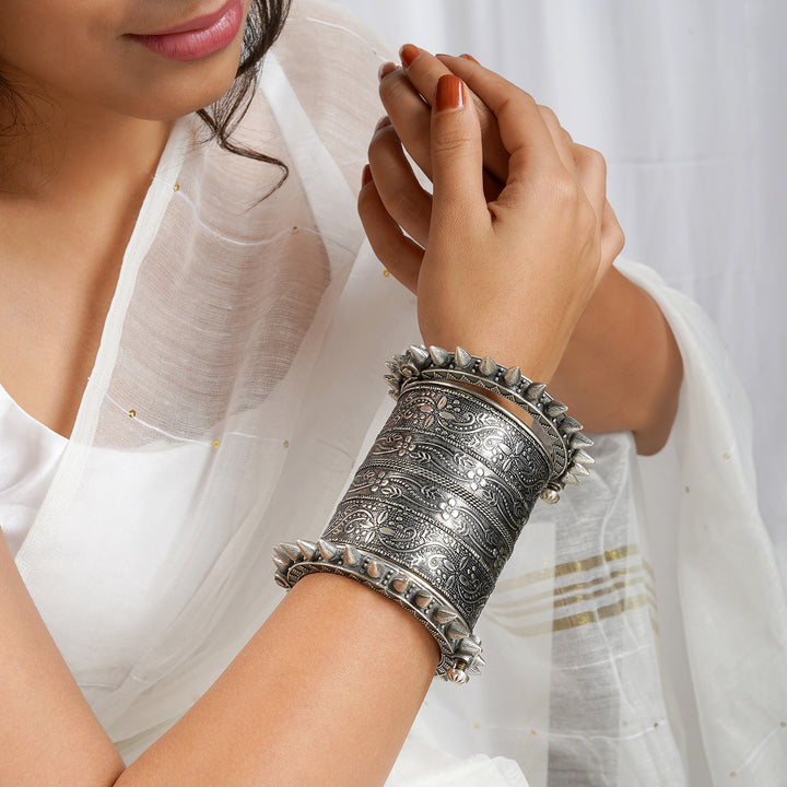 Teejh Suhasi Stacked Bracelet Set