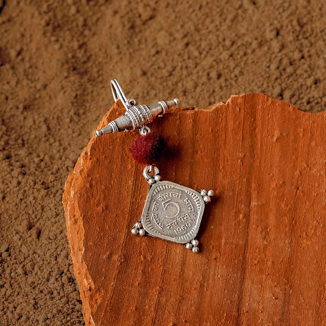Teejh Kaha Coin Juda Pin