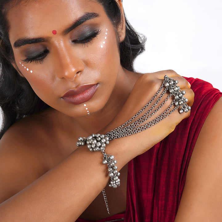 Teejh Ishala Silver Oxidised Ghungroo Hathphool