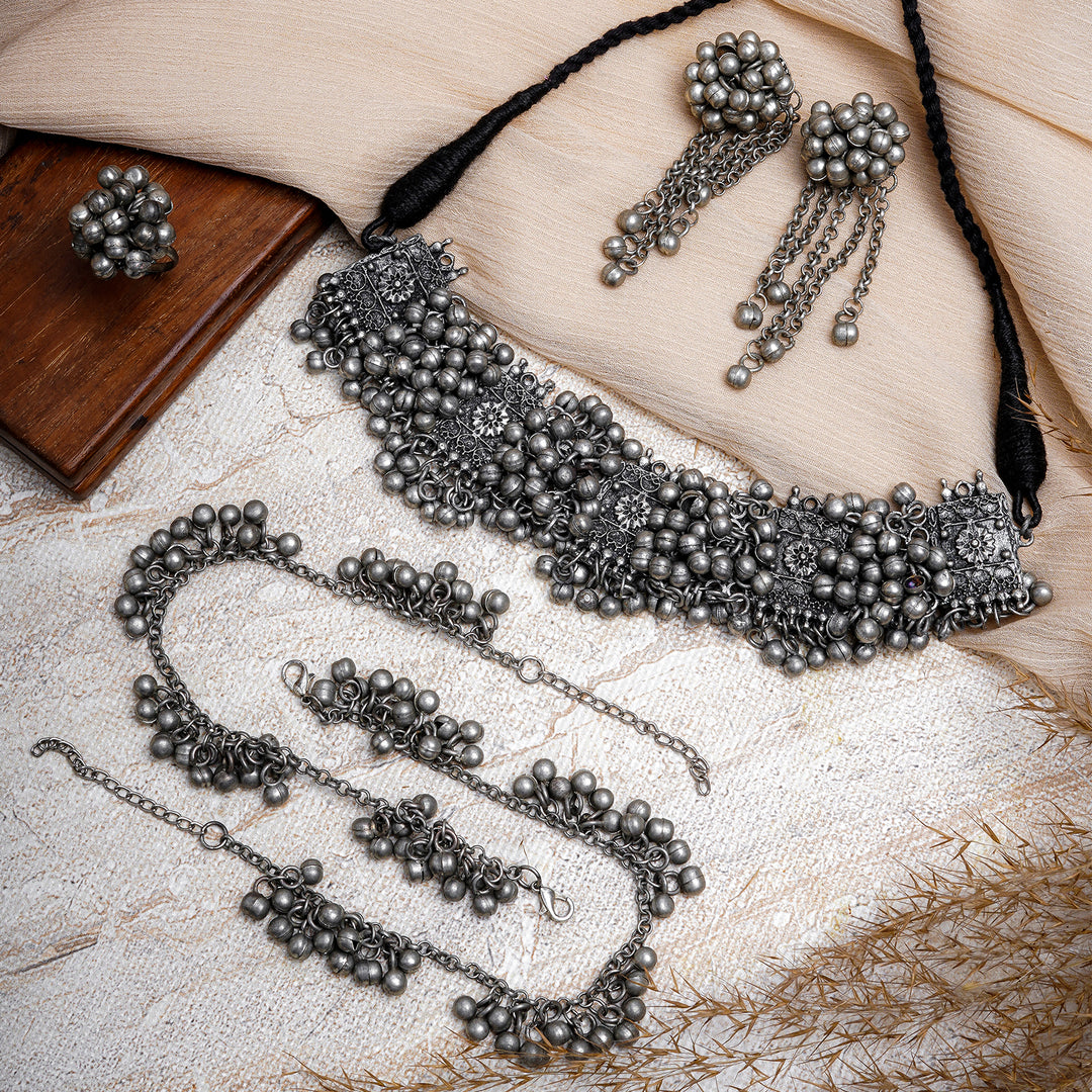 Teejh Manpreet Silver Oxidised Jewelry Gift Set