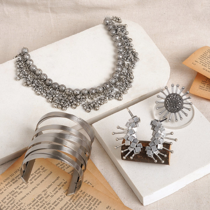 Teejh Madurai Oxidised Silver Jewellery Gift Set