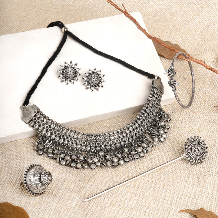 Teejh Poompuhar Oxidised Silver Jewellery Gift Set