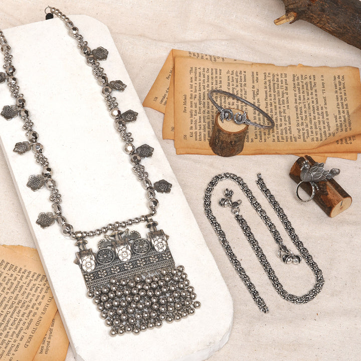 Teejh Vizianagaram Oxidised Silver Jewellery Gift Set