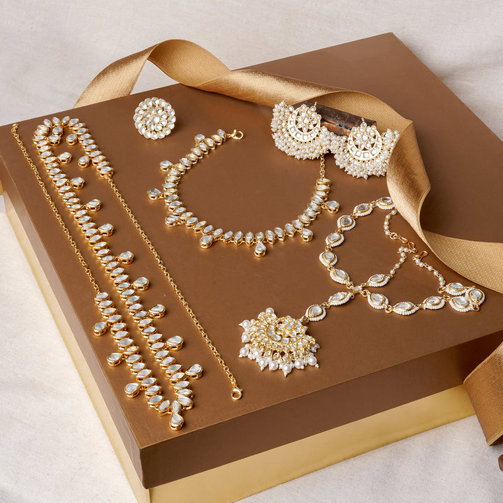 Teejh Tumkur Gold Jewellery Gift Set