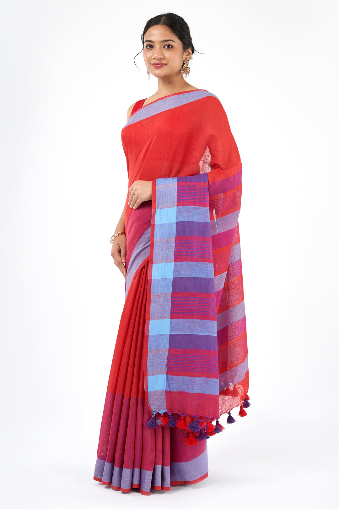 Teejh Sarang Red and Blue Color Block Saree