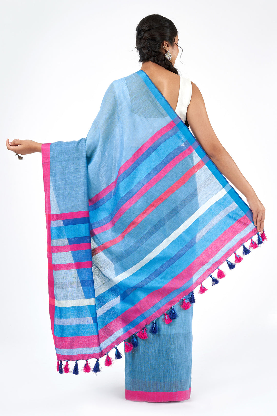 Teejh Shades Navy Blue Color Block Saree