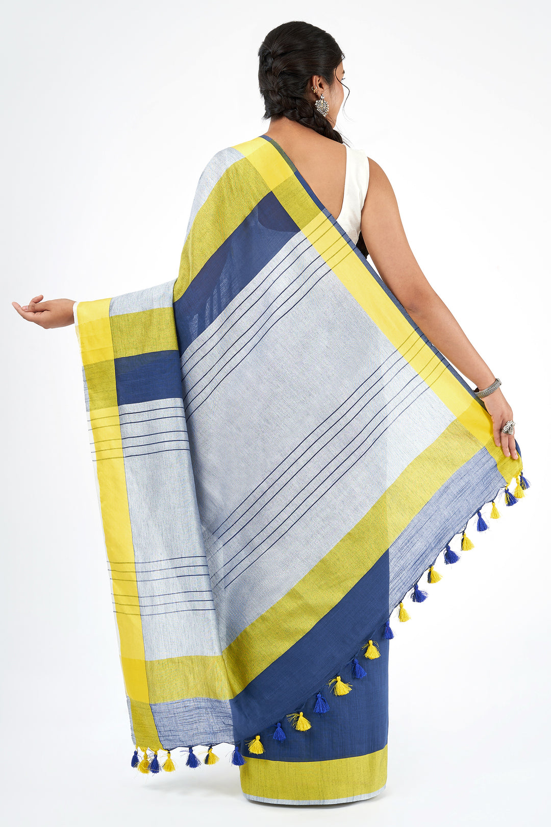 Teejh Eleganza Navy Blue and Lime Color Block Saree