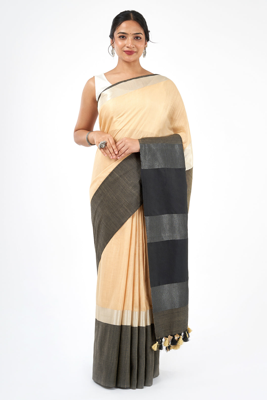 Teejh Chhaya Beige and Black Color Block Saree