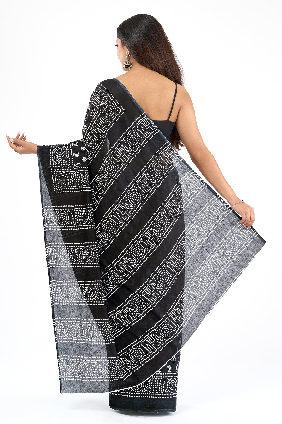 Teejh Sindhura Black Hand Blockprint Saree