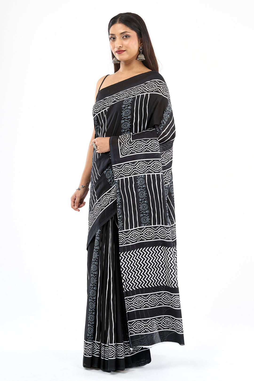 Teejh Kumdini Black Hand Blockprint Saree