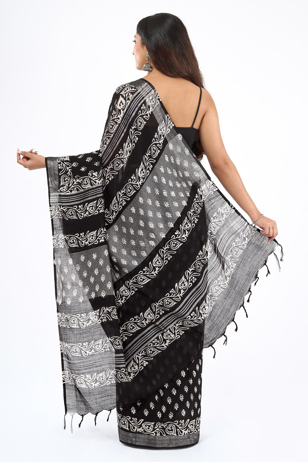 Teejh Navisha Black Hand Blockprint Saree