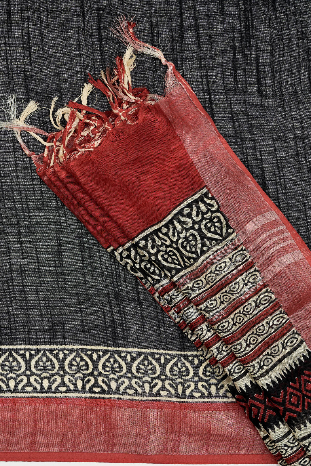 Teejh Vaapika Hand Blockprint Saree