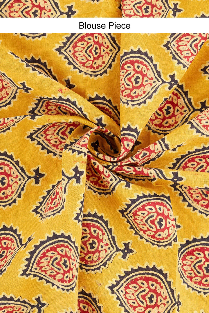 Yavanika Applique &amp; Mirror Work Saree