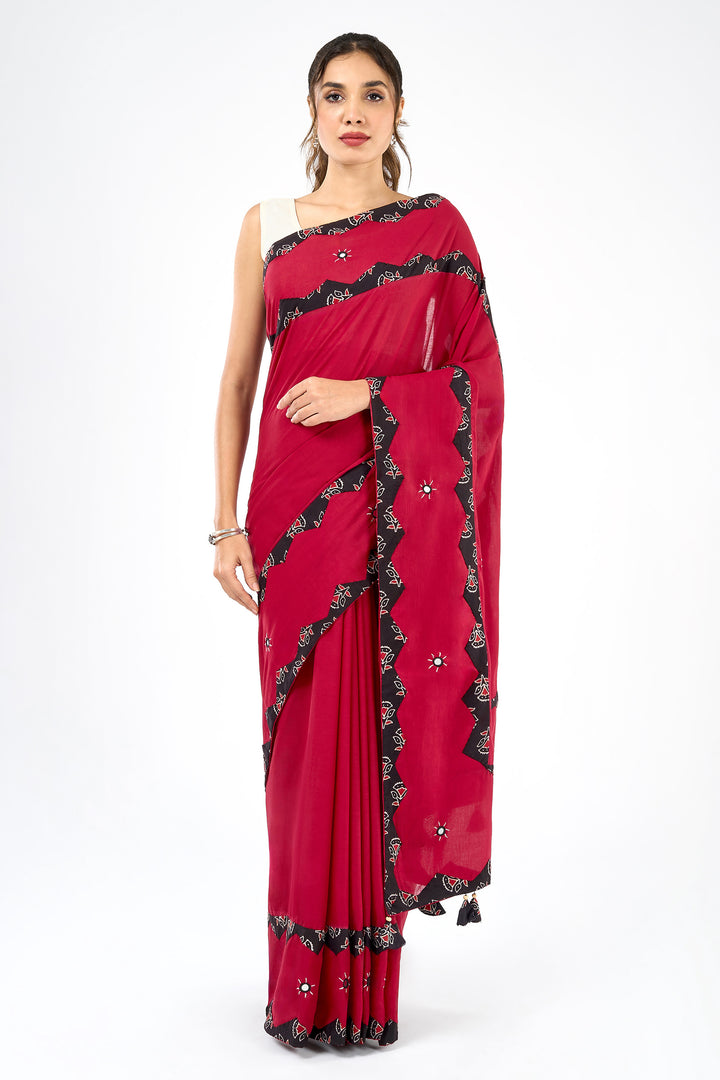 Svarnita Applique &amp; Mirror Work Saree