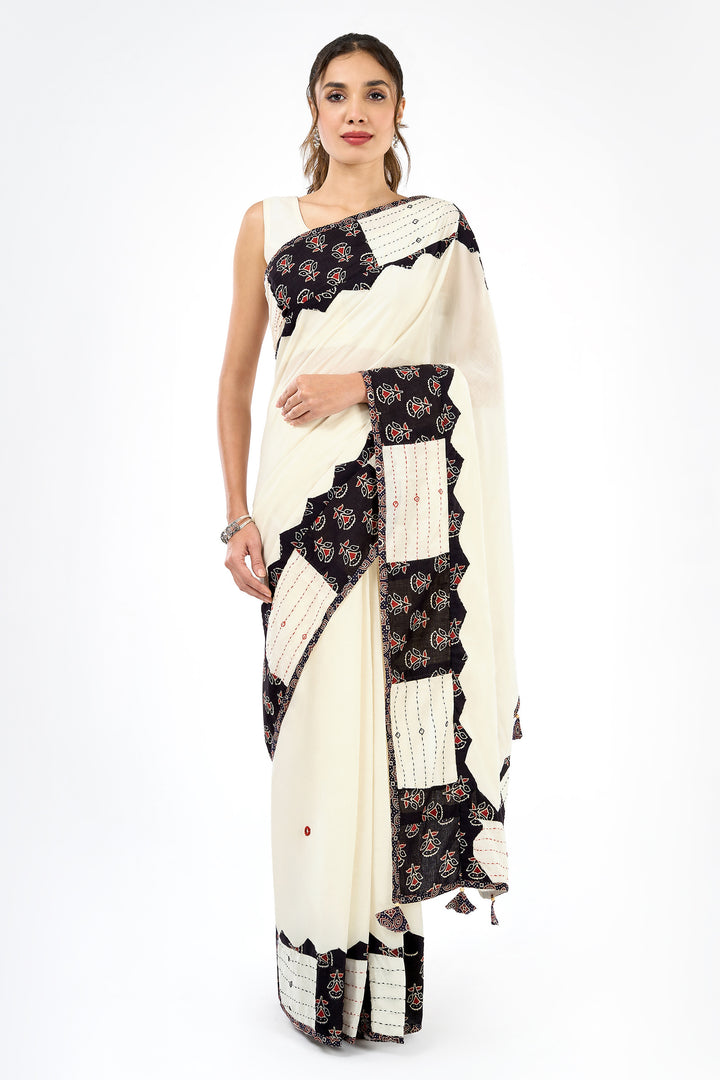 Kalvani Off White Applique &amp; Mirror Work Saree