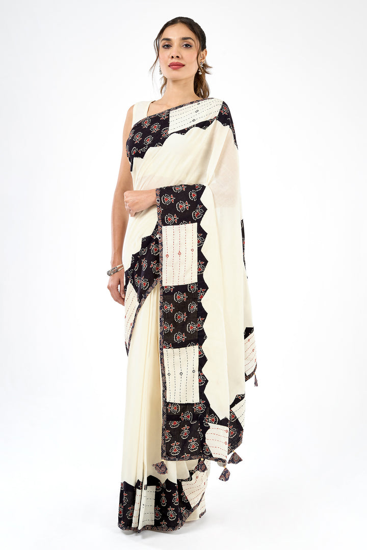 Kalvani Off White Applique &amp; Mirror Work Saree