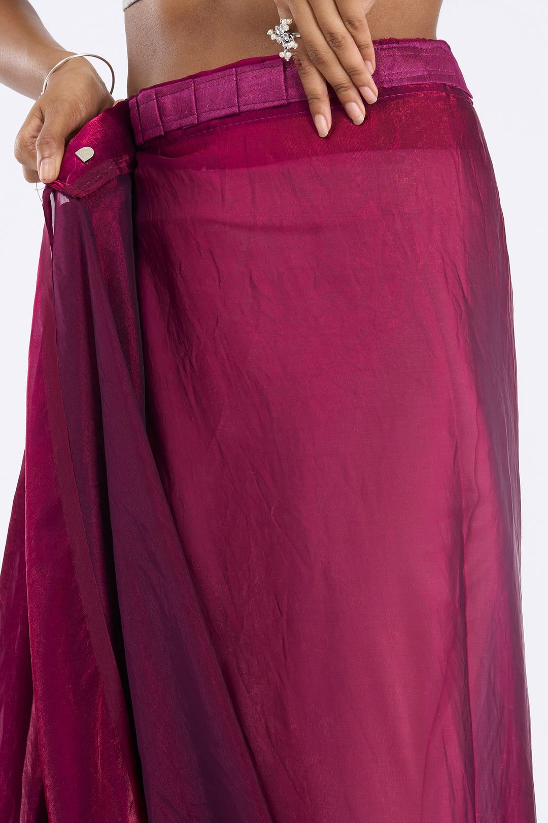 Vidhatri Magenta Pre-Draped Saree