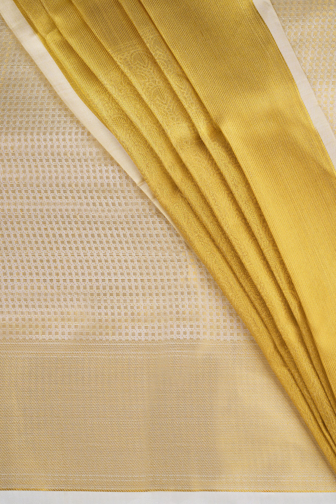 Teejh Mallipoo Semi Silk Golden Kasavu Saree