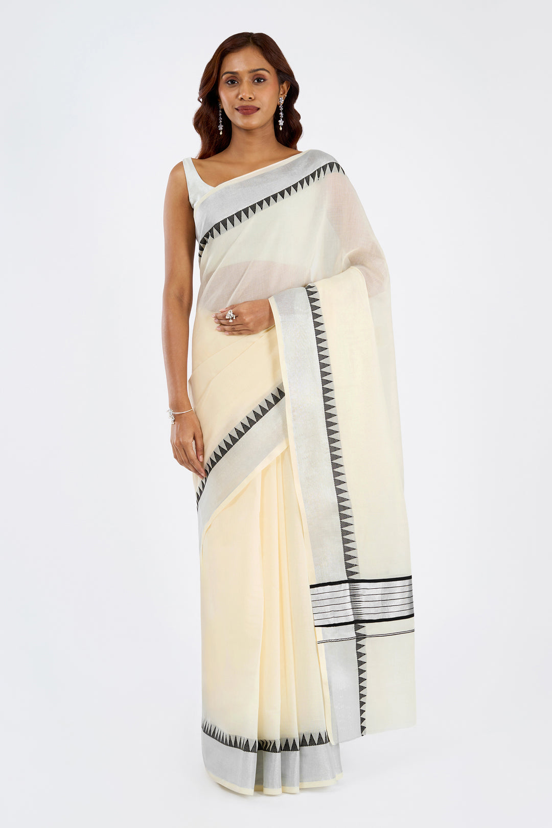 Teejh Parinay Cotton Off white and Black Kasavu Saree
