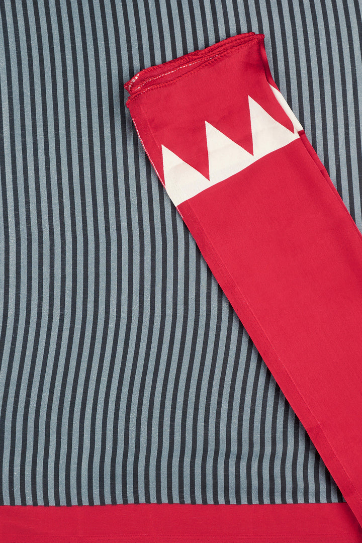Teejh Niha  Grey and Red Digital Print Modal Silk Saree