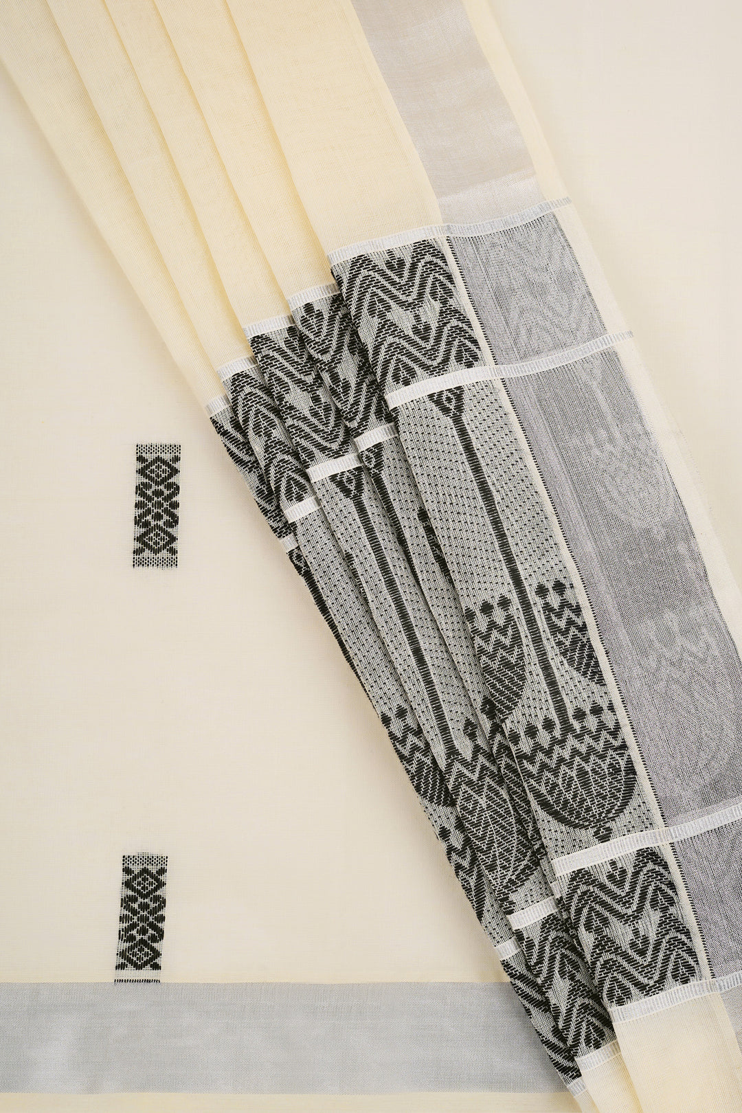 Teejh Mausami Cotton Off white and Black Kasavu Saree