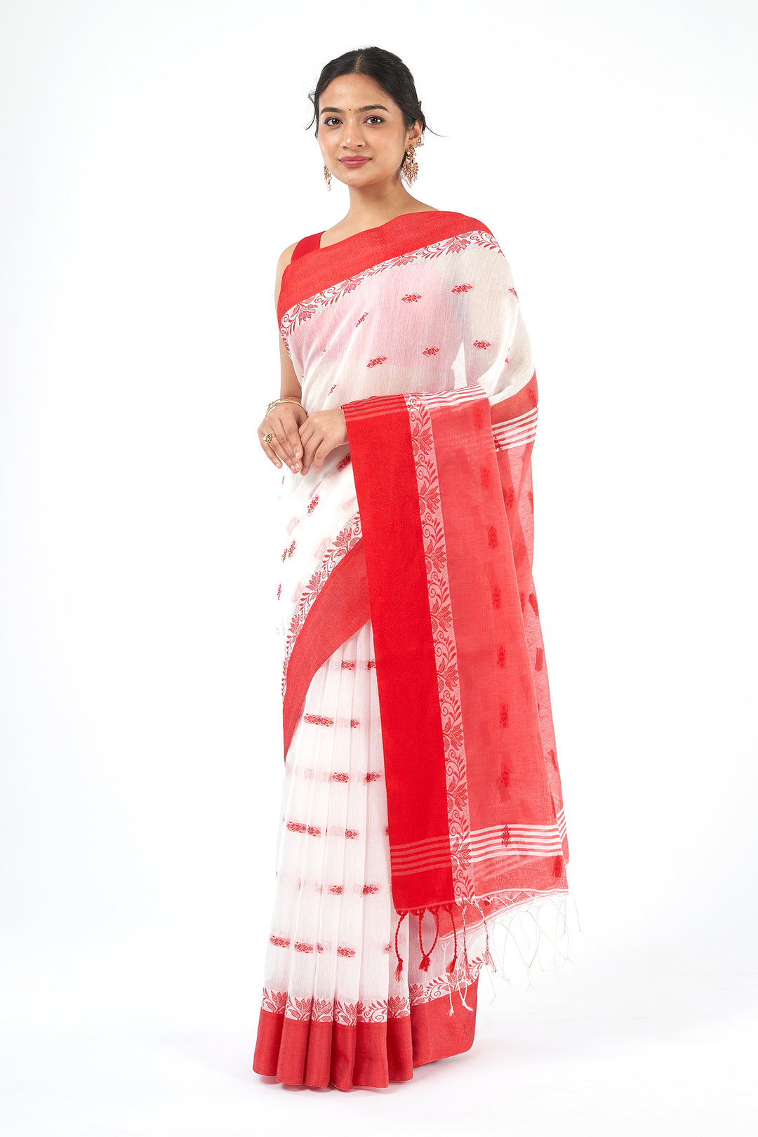 Teejh Mahishmardini  White &amp; Red Cotton Saree