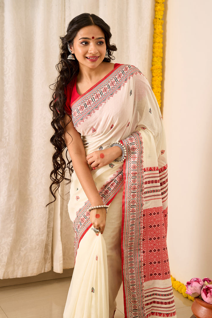 Teejh Alokya OffWhite &amp; Red Cotton Saree