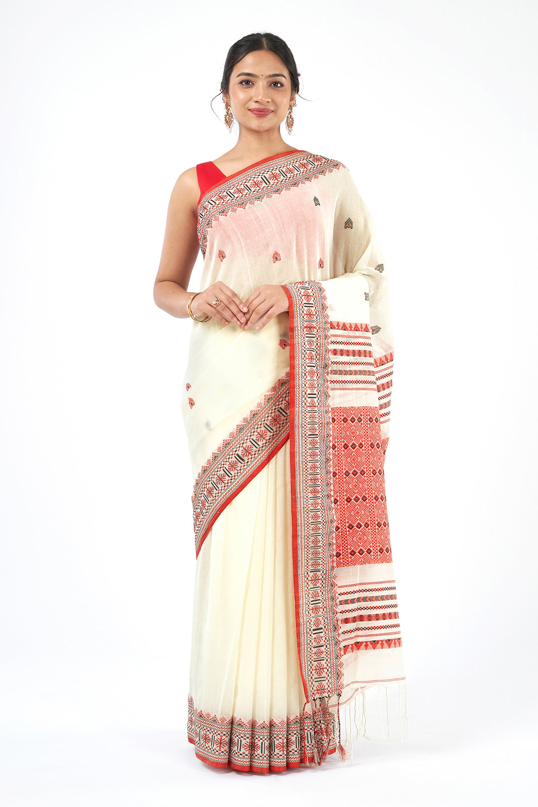 Teejh Alokya OffWhite &amp; Red Cotton Saree