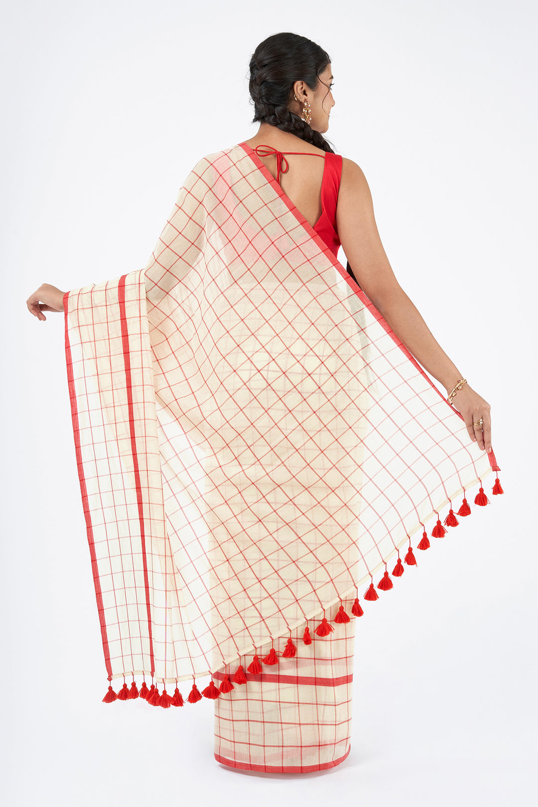 Teejh Agomoni OffWhite &amp; Red Cotton Saree