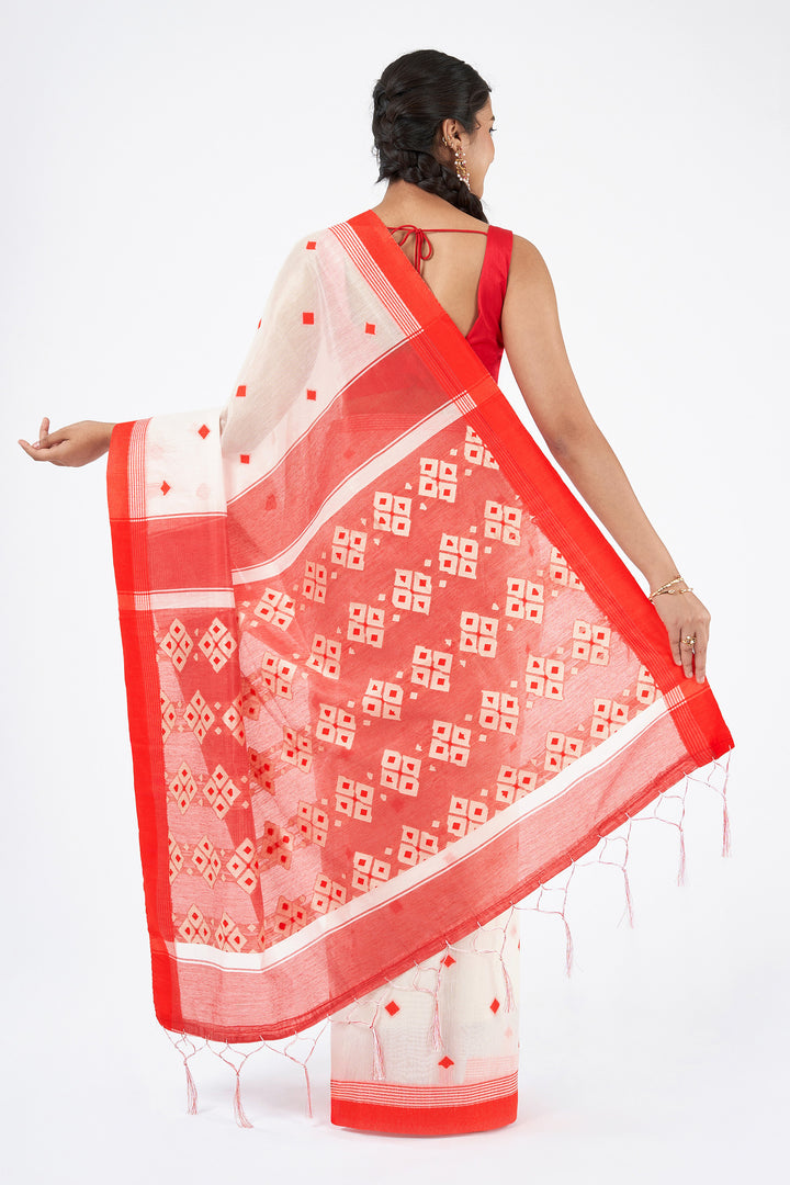 Teejh Shirodiya White &amp; Red Cotton Saree