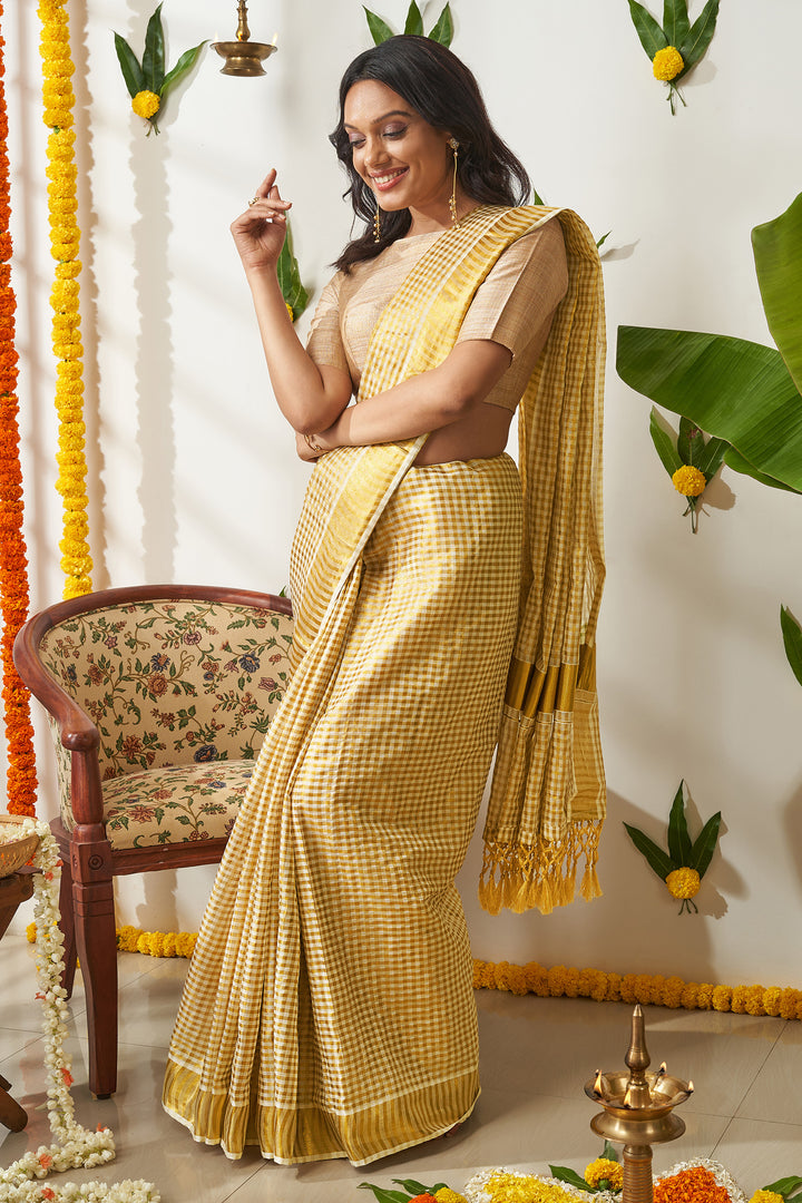 Teejh Kairali Zari Checkered Kasavu Saree