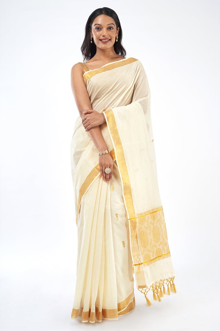 Teejh Kasaara Zari Floral Kasavu Saree