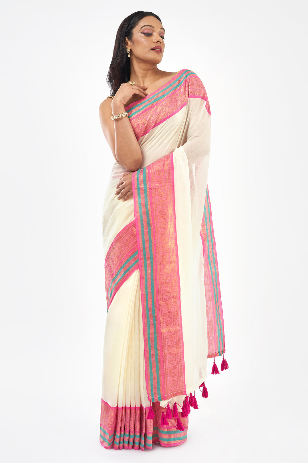 Teejh Sahya Off white and Pink Mul Cotton Saree