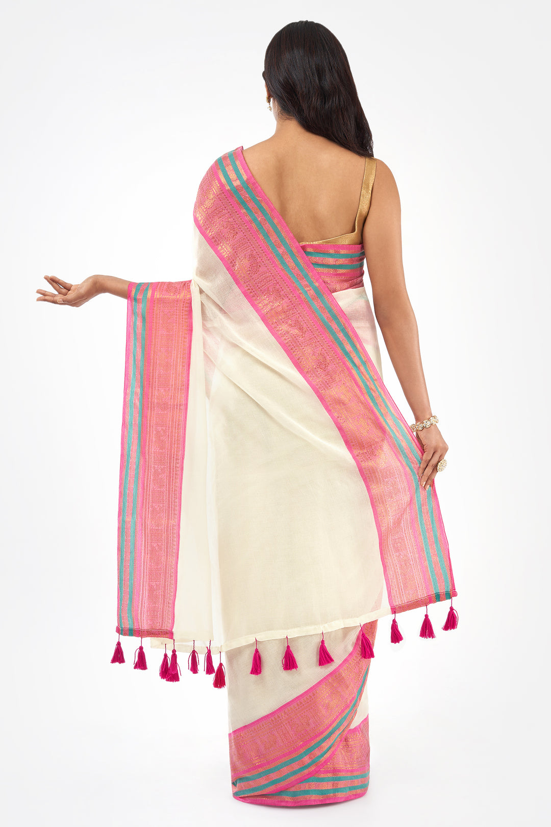 Teejh Sahya Off white and Pink Mul Cotton Saree
