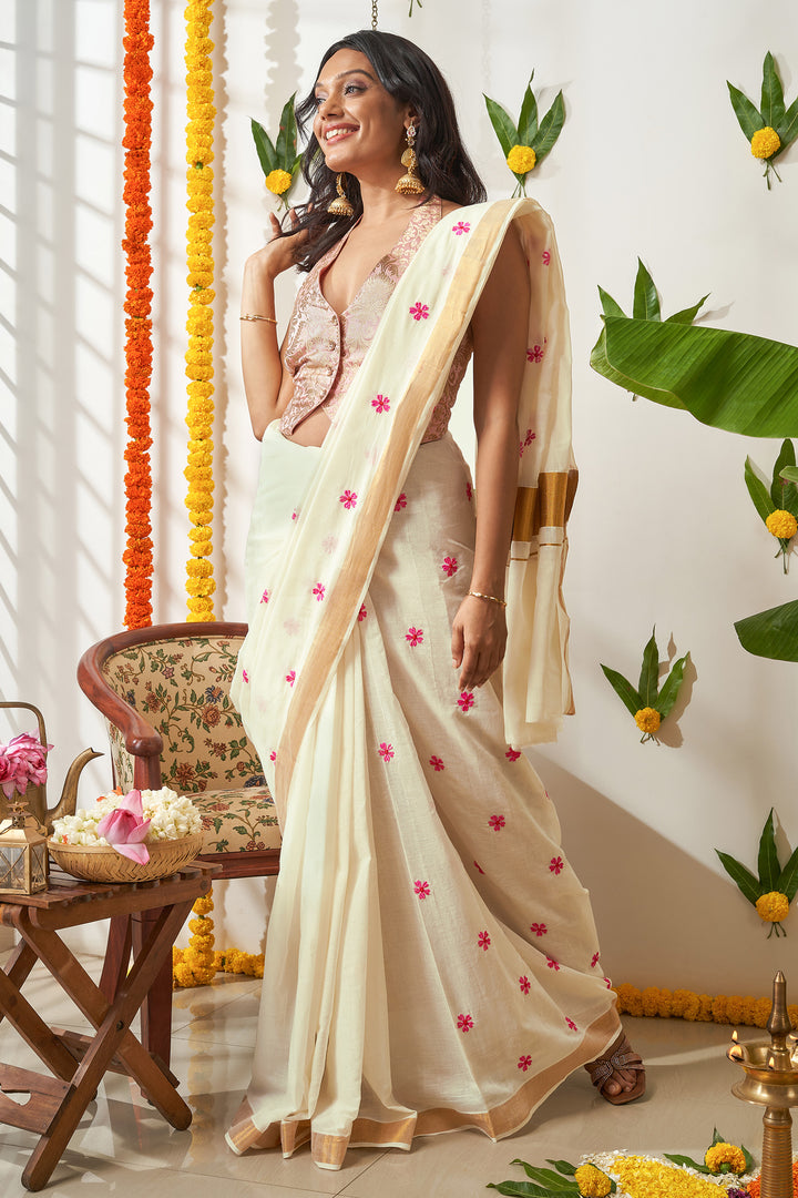 Teejh Pookal Off white and Pink Floral Tassel Saree