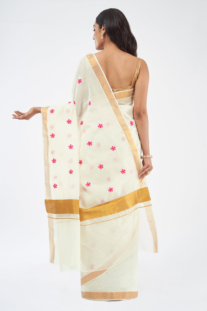 Teejh Pookal Off white and Pink Floral Tassel Saree
