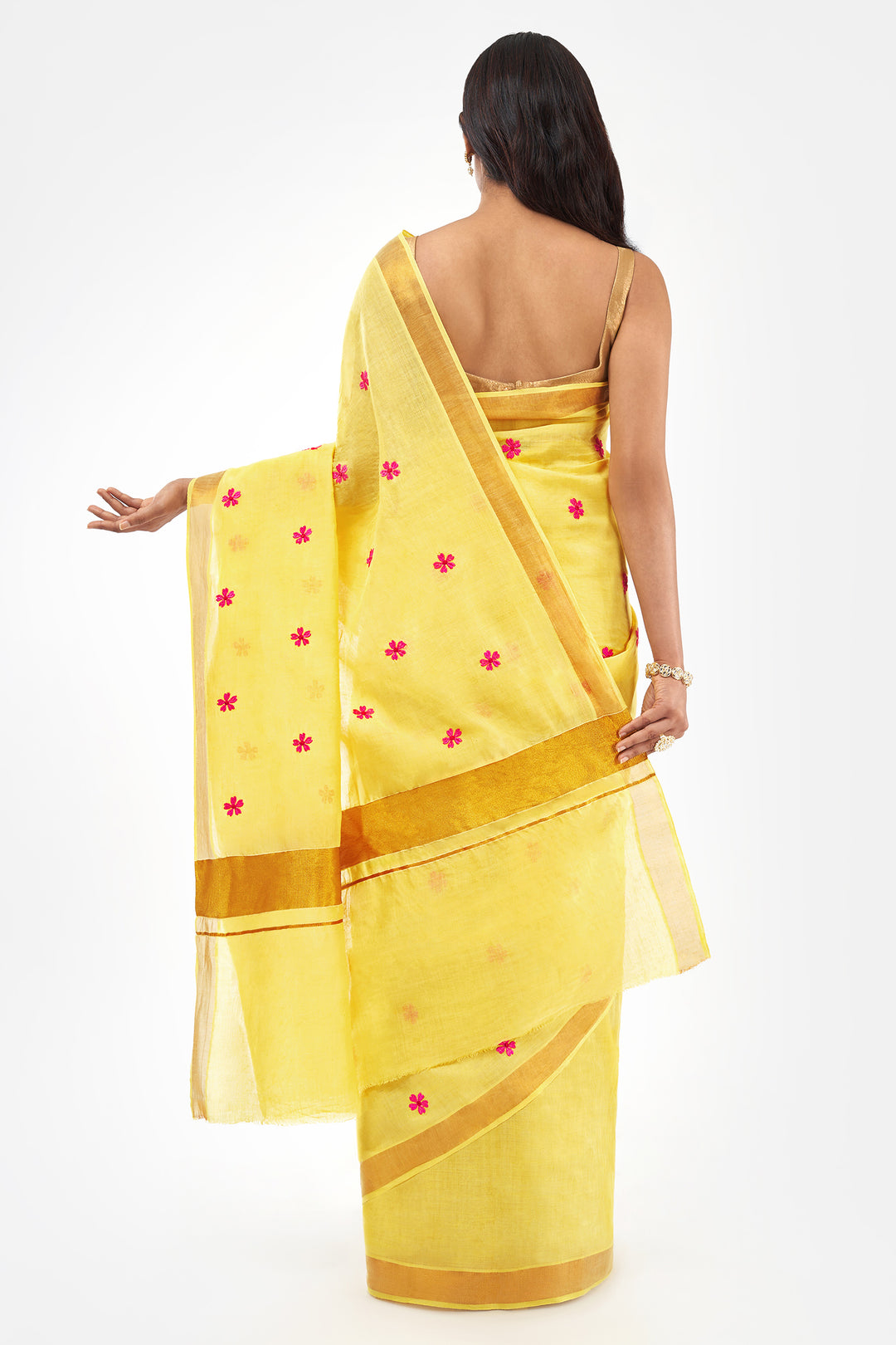 Teejh Pookal Off white and Yellow Floral Tassel Saree