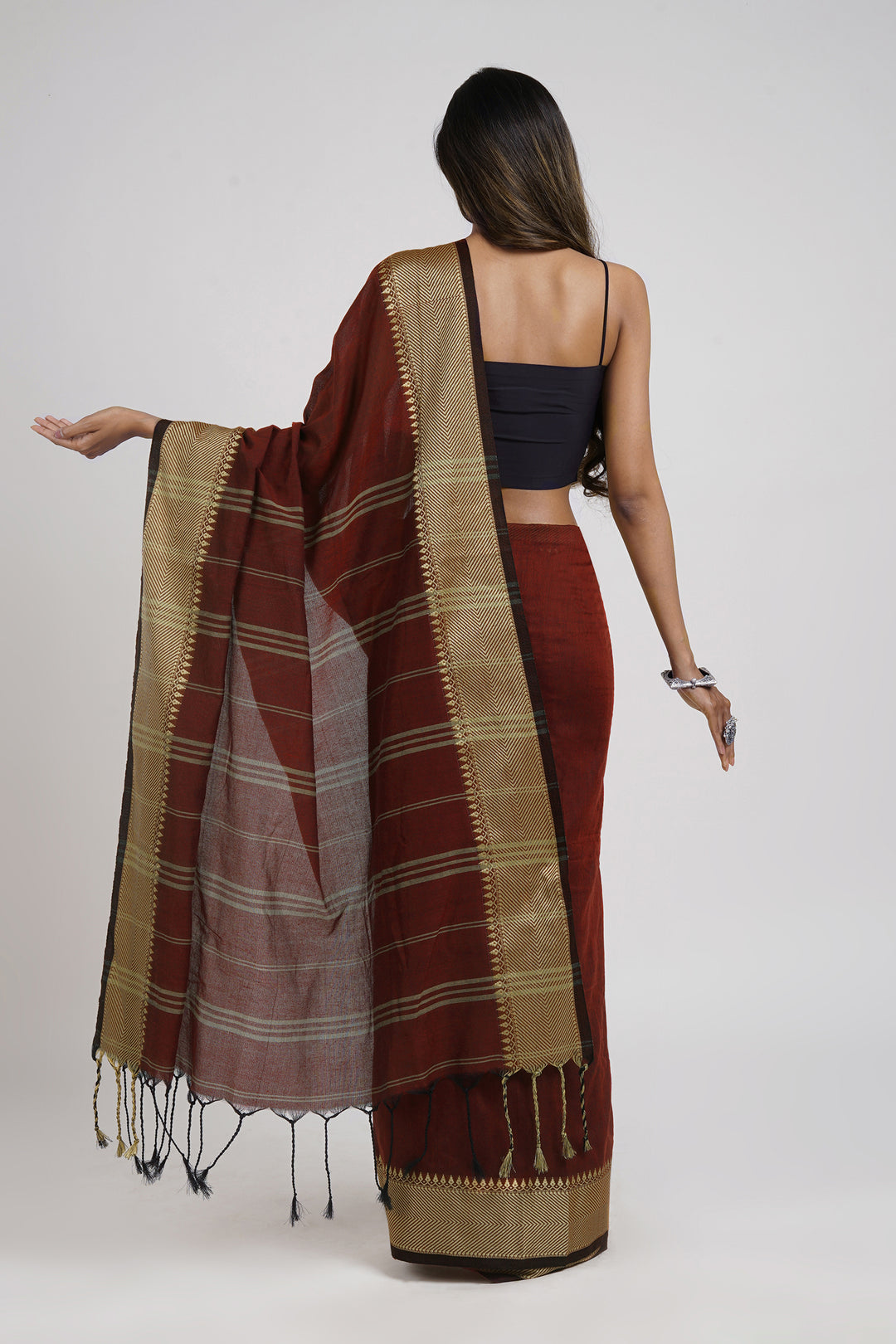 Teejh Magical Maroon Mulmul Cotton Saree with Blouse Piece