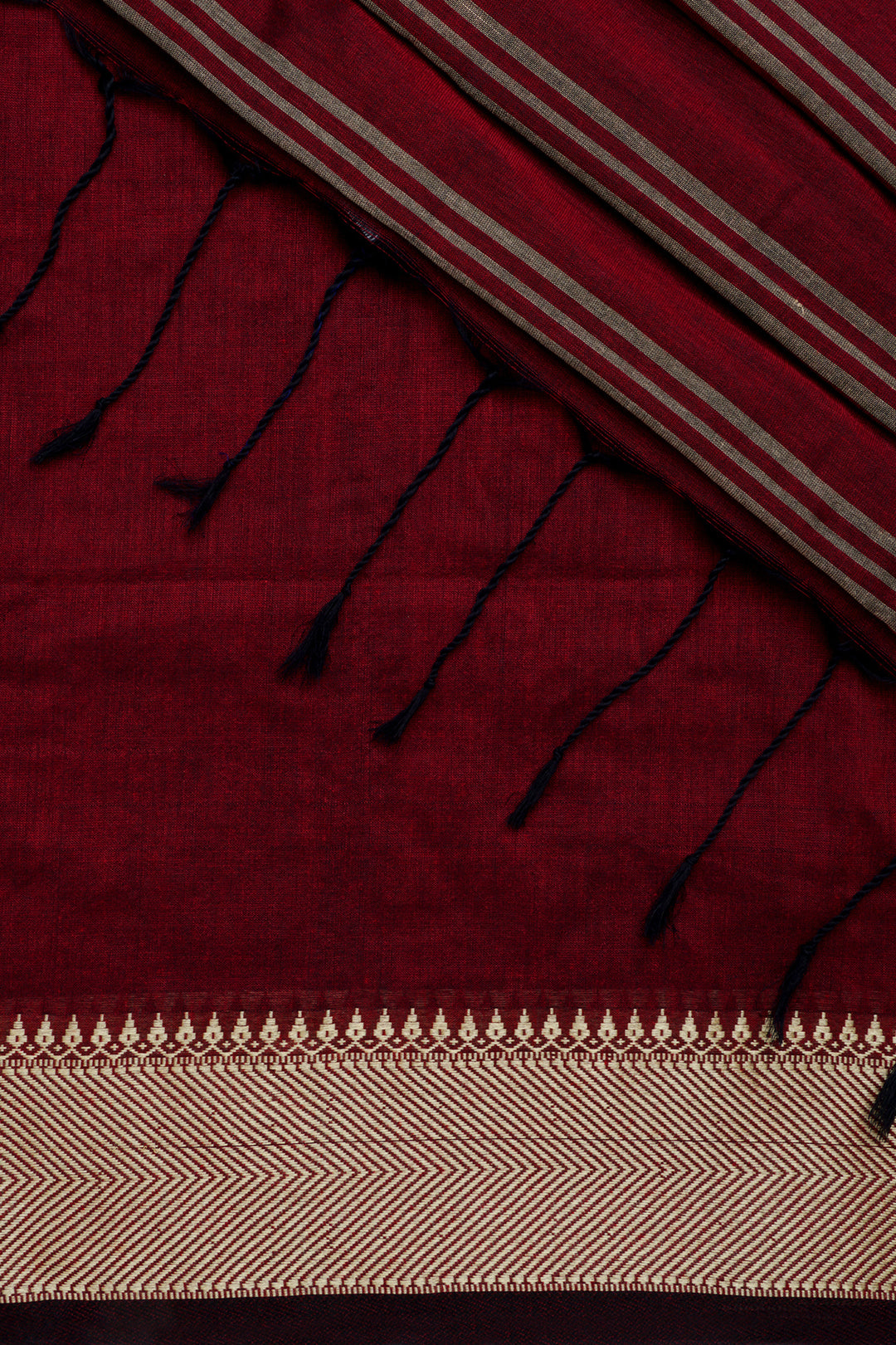 Teejh Magical Maroon Mulmul Cotton Saree with Blouse Piece