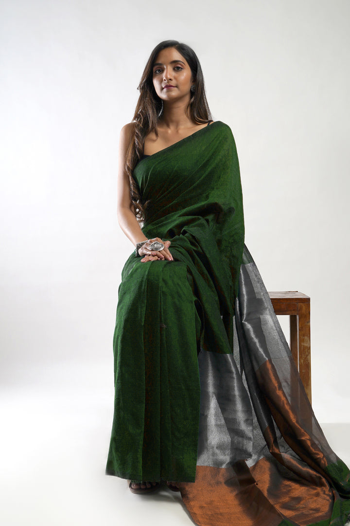 Teejh Ovyaa Dark Green Hand Woven Tissue Weaving Saree with Blouse Piece