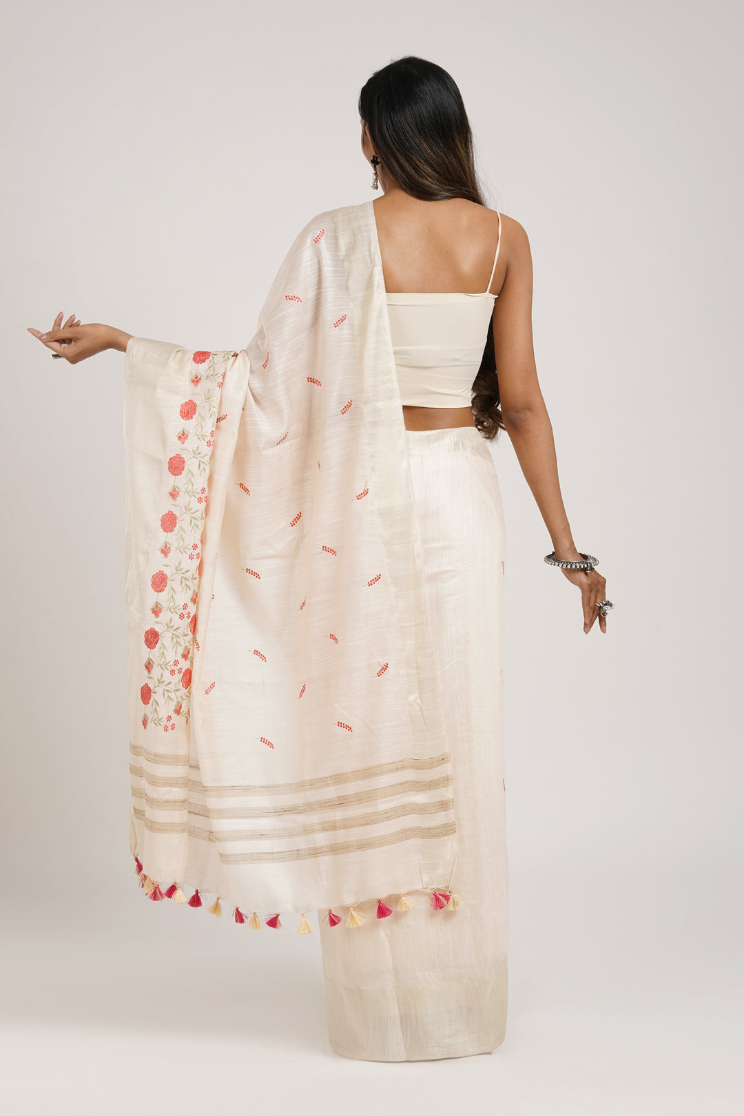 Teejh Batika Cream Pure Silk Linen Saree with Blouse Piece