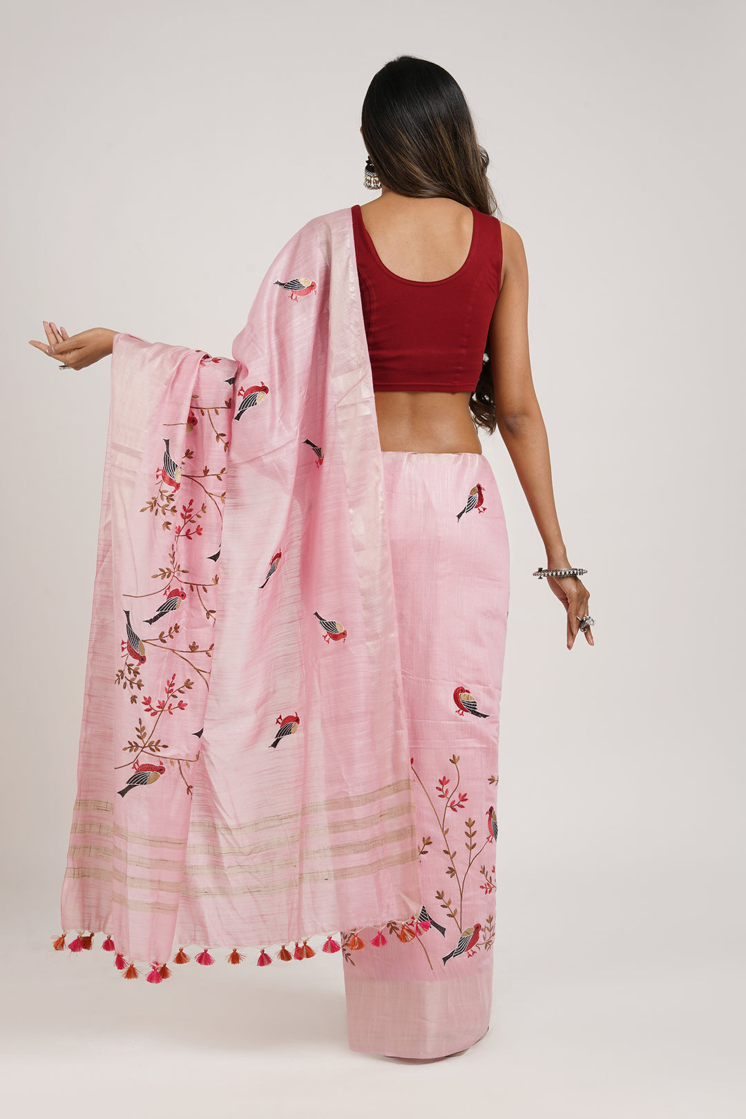 Teejh Amolika Pink Pure Silk Linen Saree With Blouse Piece