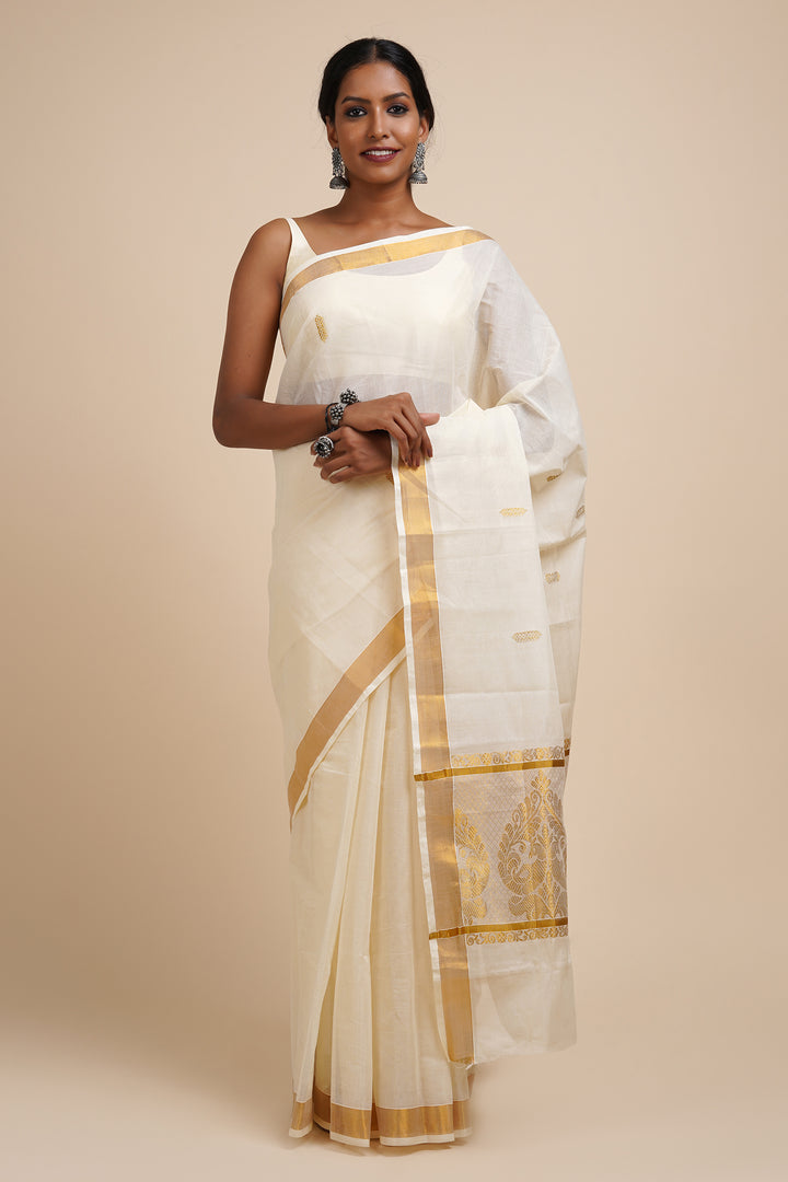 Teejh Arandhini White and Gold Kerala Cotton Kasavu Saree