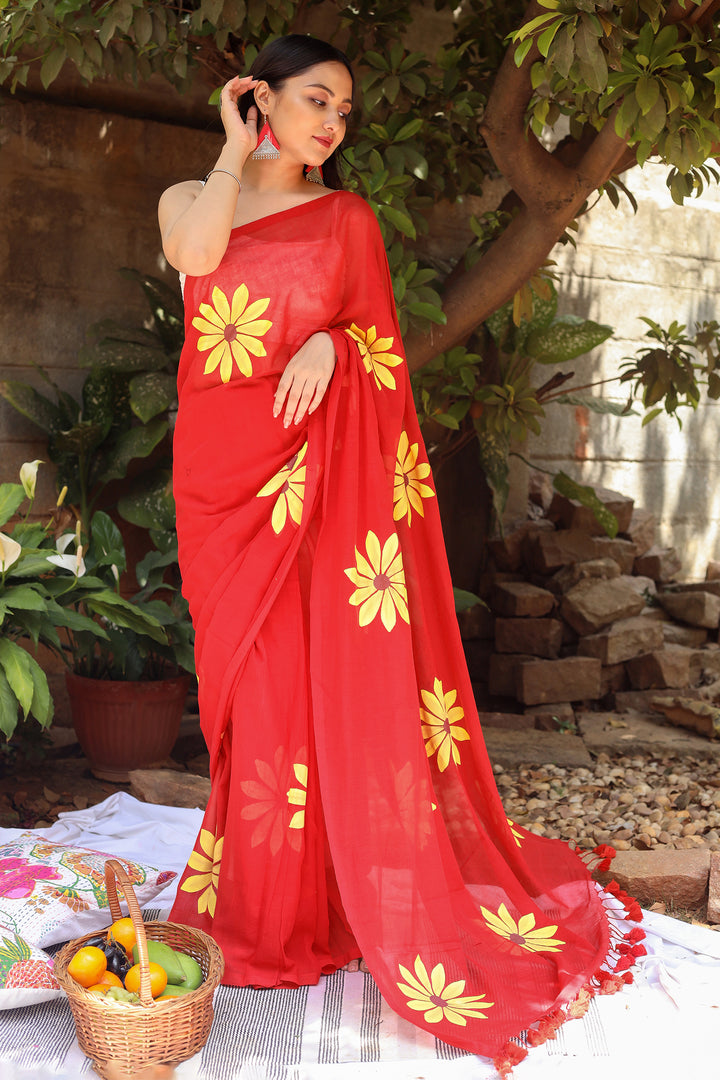 Teejh Kusuma Red Mul Cotton Printed Saree