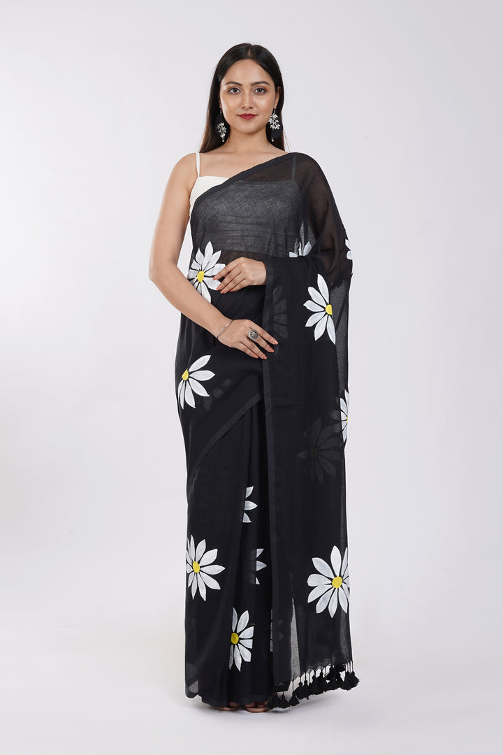 Teejh Kusuma Black and White Mul Cotton Printed Saree